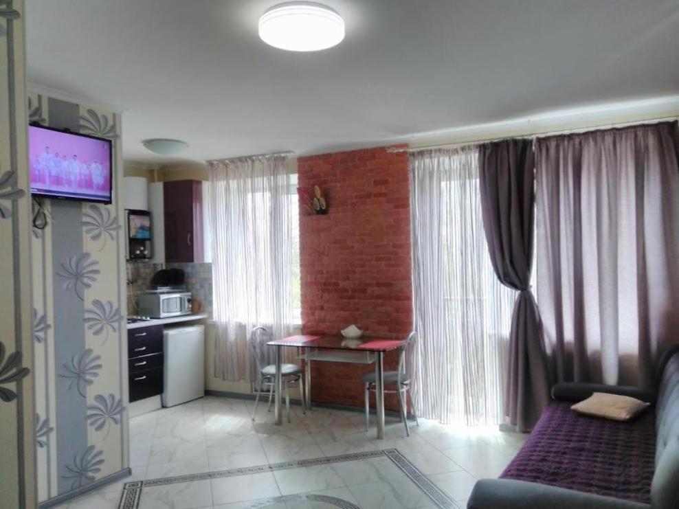 Apartment On 8 Marta Mikołajów Zewnętrze zdjęcie